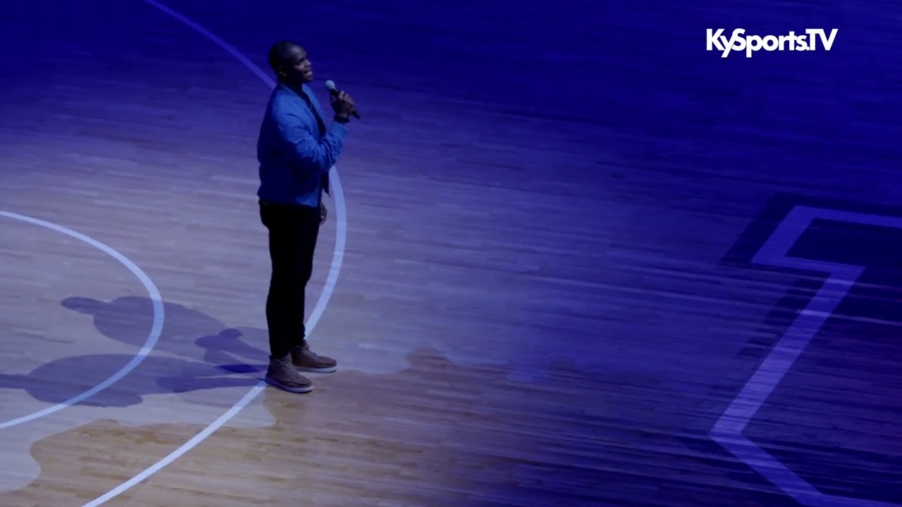 Darian Sanders Performs the National Anthem at Rupp Arena