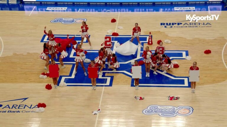 Daviess County Cheer Performs at 2025 Girls Sweet 16