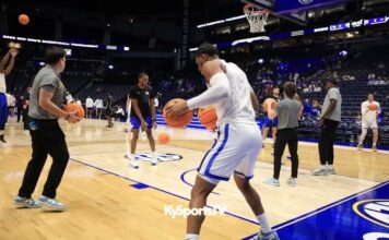Mo Dioubate Gets Loose For Kentucky Basketball SEC Tournament Game vs LSU