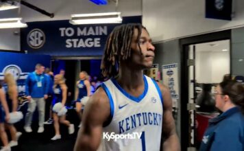 Kentucky Wildcats basketball squad comes out after win vs LSU in SEC Tournament Opener