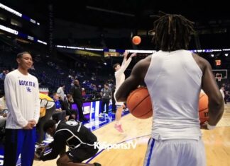 Denzel & Jaland Juggling Before Kentucky Wildcats Basketball Game vs LSU in SEC Tournament